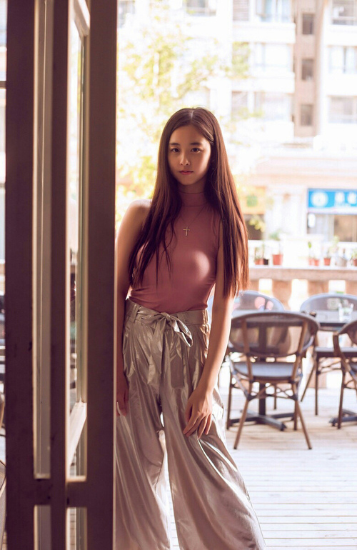 格鲁吉亚女篮在欧洲锦标赛中展现强大实力，期待突围国际舞台，格鲁吉亚杯